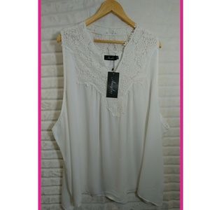 🆕➕ NWT AMZPlus💜 white sheer top